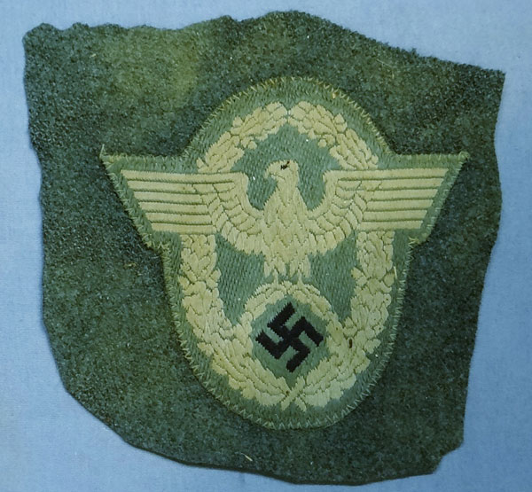 "CUT OFF" Police Field Grade Sleeve Eagle