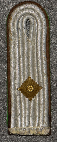 Schutzpolizei Revier/Bezirksoberleutnant Shoulder Board