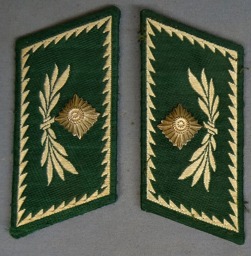 German Customs Officials Collar Tabs