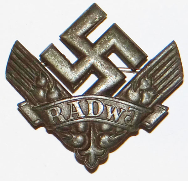 RADwj  Women’s War Helper’s Badge