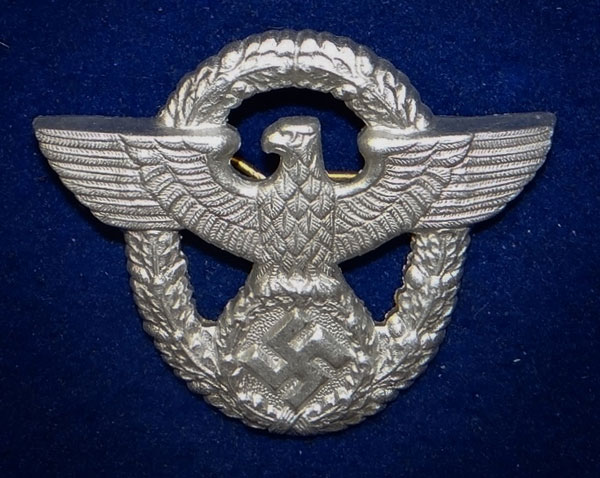 Police NCO/EM Visor Hat Insignia