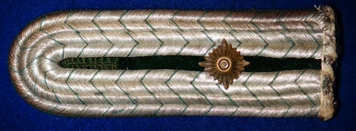 1932 Police Leutnant Shoulder Board