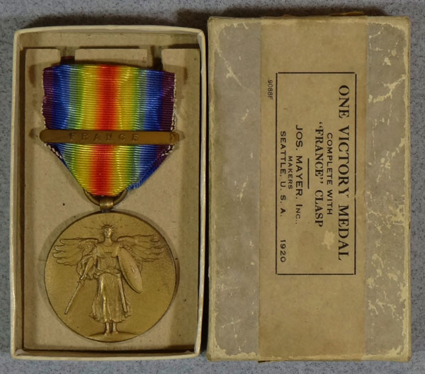 WW I Boxed "Victory" Medal with "FRANCE" Bar