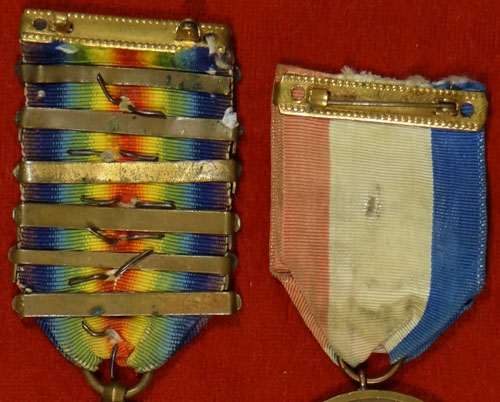 WW I "Victory" Medal with Six Bars & WW I 1st Div. 1917/18 Medal