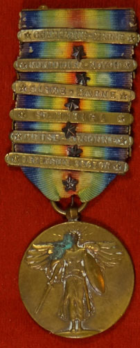 WW I "Victory" Medal with Six Bars & WW I 1st Div. 1917/18 Medal