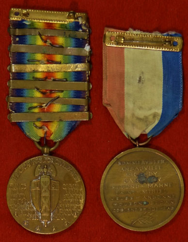 WW I "Victory" Medal with Six Bars & WW I 1st Div. 1917/18 Medal