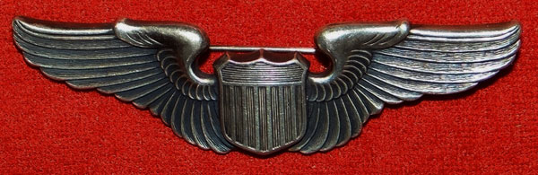 WW II Pin Back 3 Inch "Pilot" Wing
