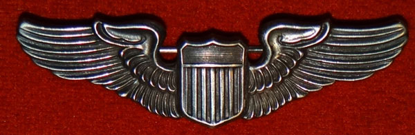 WW II 3 Inch "Pilot" Pin Back Wing