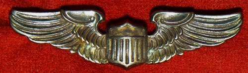 WW II 2 Inch "Pilot" Pin Back Wing