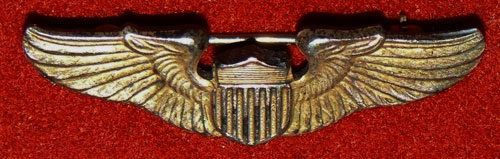 WW II "Pilot" 1-1/2 Inch Pin Back Wing