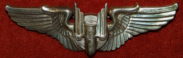 WW II "Aerial Gunner" 3 inch Pin Back Wing