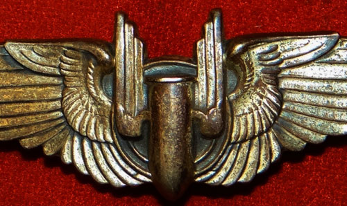 WW II "Aerial Gunner" 3 inch Clutch Back Wing