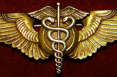 WW II 1943 Gold 3 inch Pin Back "Flight Surgeon" Wing by "LGB"