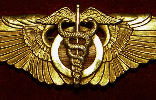 WW II 1943 Gold 3 inch Pin Back "Flight Surgeon" Wing by "Gemsco"