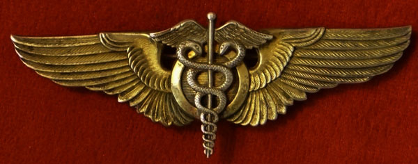 WW II 1943 Gold 3 inch Pin Back "Flight Surgeon" Wing