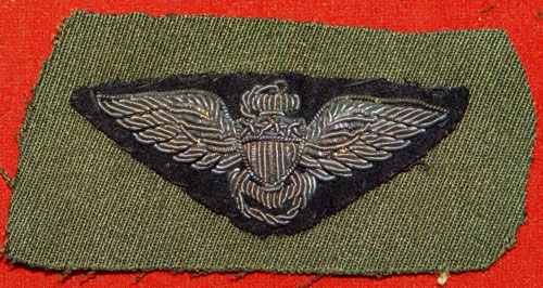 U.S. Navy WW II Gold Bullion Wire "Pilot" Wing