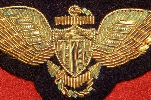 WW II U.S. Navy Gold Bullion Wire "Pilot" Wing