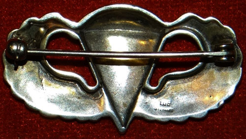 WW II Sterling "PARACHUTIST QULIFICATION" Pin Back Badge by "LGB"