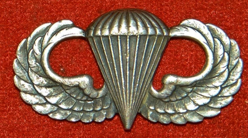 Sterling "PARACHUTIST QULIFICATION" Badge