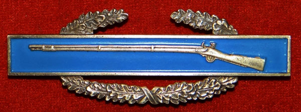 WW II Pin Back Sterling "COMBAT INFANTRYMAN" Badge