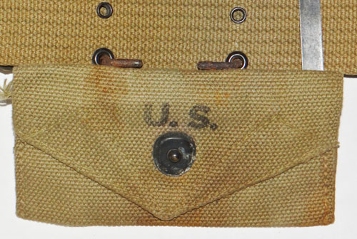 WW II U.S. M-1936 Pistol Belt with Clip Pouch & First Aid Pouch