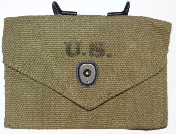 WW II 1943 M-1942 First Aid Pouch WW II 1943 M-1942 First Aid Pouch