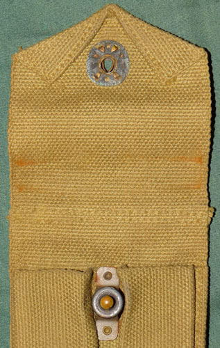 U.S. WW II M-1923 Automatic Pistol Clip Pouch