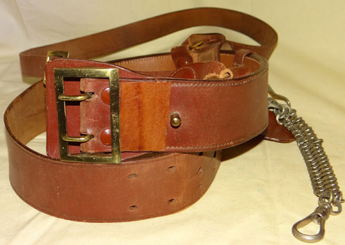 WW II U.S. Army Officers Sam Brown Belt with Cross Strap and Sword Hanger