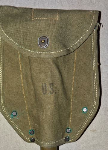 U.S. WW II M-1943 Intrenching Shovel with Web Carrier