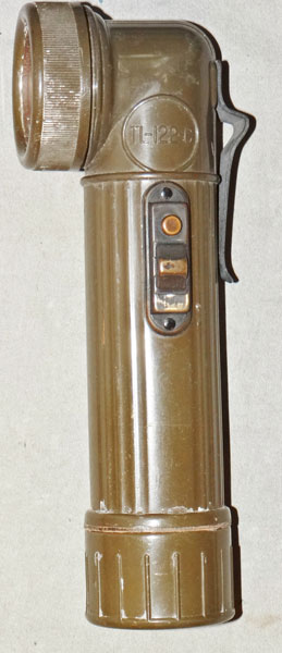 WW II U.S. Flashlight Model "TL-122-C"