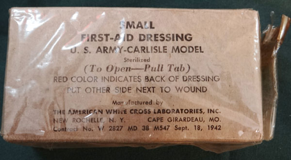 WW II Boxed "Carlisle" Model First Aid Packet WW II Boxed "Carlisle" Model First Aid Packet