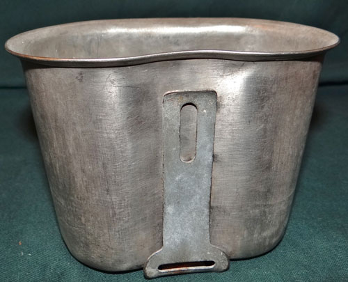 U.S. WW II M-1910/42 Canteen Cup