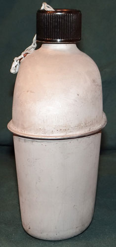 U.S. WW II M-1910/42 Stainless Steel Canteen