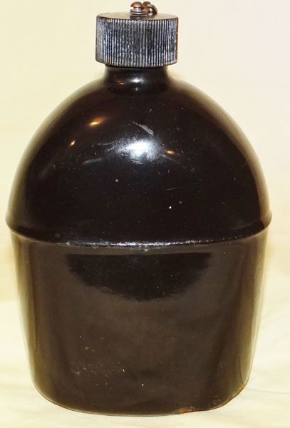 WW II U.S. Enameled Steel Canteen WW II U.S. Enameled Steel Canteen