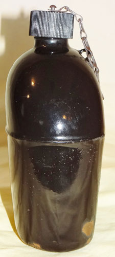 WW II U.S. Enameled Steel Canteen