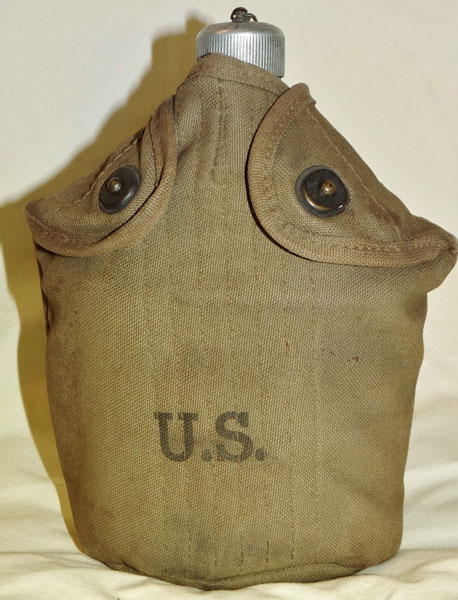 Early WW II U.S. M-1910 Canteen