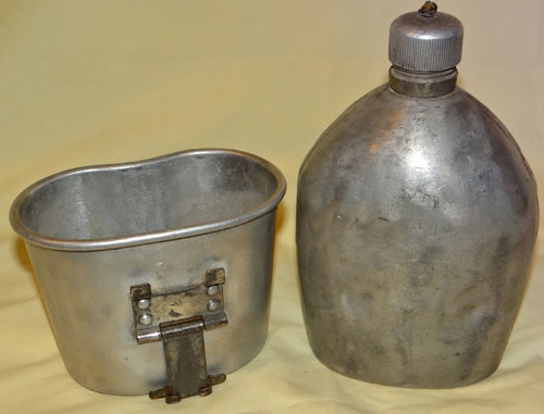 Early WW II U.S. M-1910 Canteen
