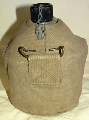 WW II U.S. M-1910 Canteen
