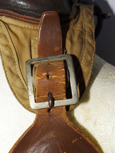 WW II U.S. Navy Flight Helmet "M-450-1"