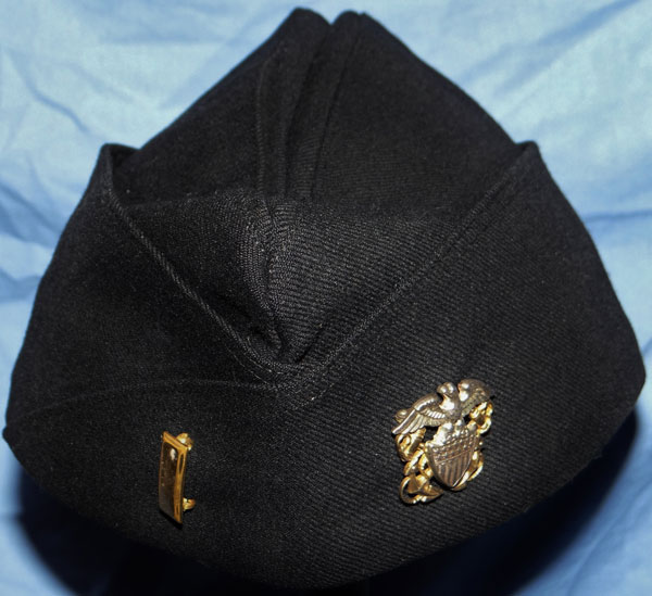 WW II U.S. Navy "Ensign" Dark Blue Garrison Cap