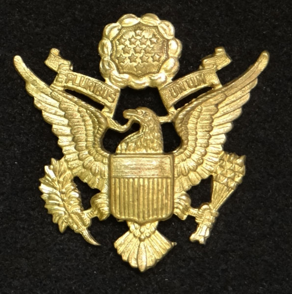 WW II U.S. Army Officer Visor Hat Insignia