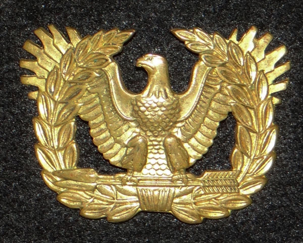 WW II U.S. Army Warrant Officer Visor Hat Insignia WW II U.S. Army Warrant Officer Visor Hat Insignia