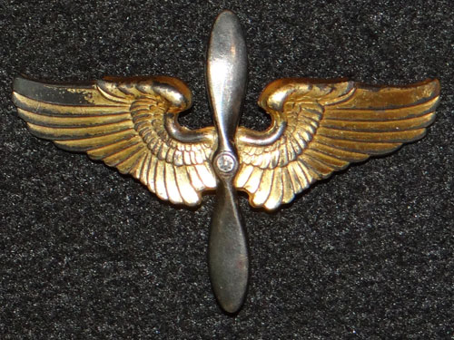 WW II U.S. Army Aviation Cadet Visor Hat Insignia