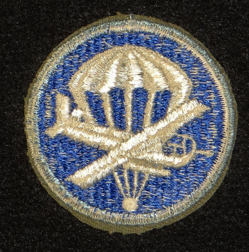 WW II U.S. Airborne & Glider Infantry Garrison Cap Insignia