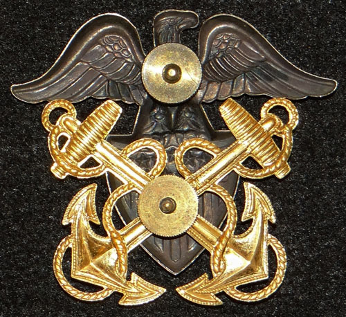 U.S. Navy Officers Visor Hat Insignia