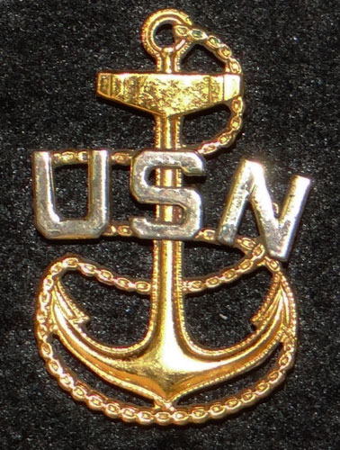 WW II U.S. Navy Chief Petty Officer Visor Hat Insignia