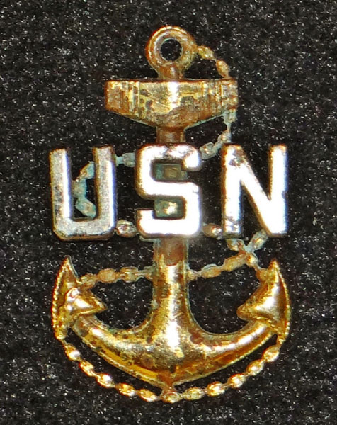 WW II U.S. Navy Chief Petty Officer Visor Hat Insignia WW II U.S. Navy Chief Petty Officer Visor Hat Insignia