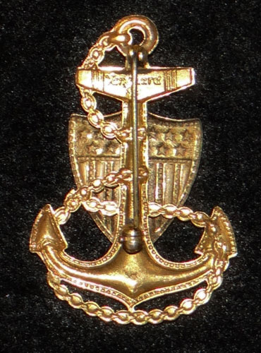 WW II U.S. Coast Guard Chief Petty Officer Visor Hat Insignia