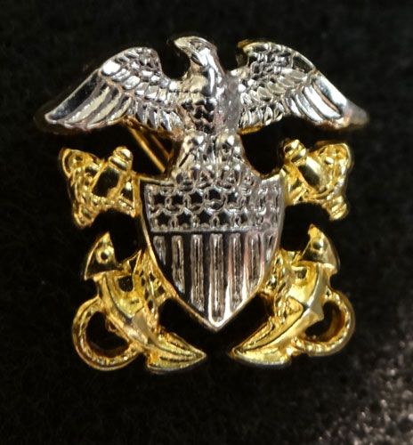 WW II U.S. Navy Officer Lapel Pin