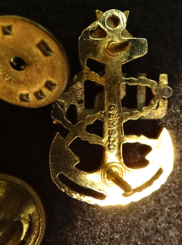 U.S. Navy Senior Chief Petty Officer Garrison Cap Insignia